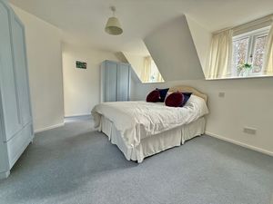 Photo 22- click for photo gallery